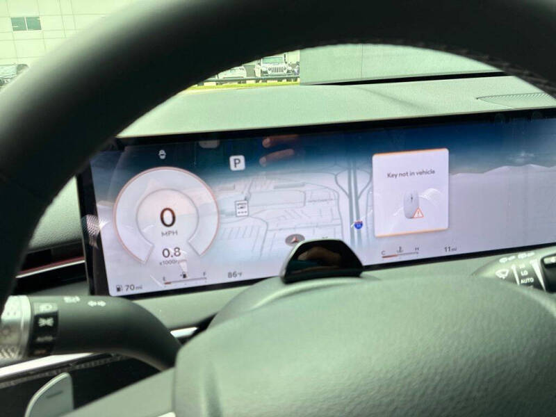 2026 Genesis GV70