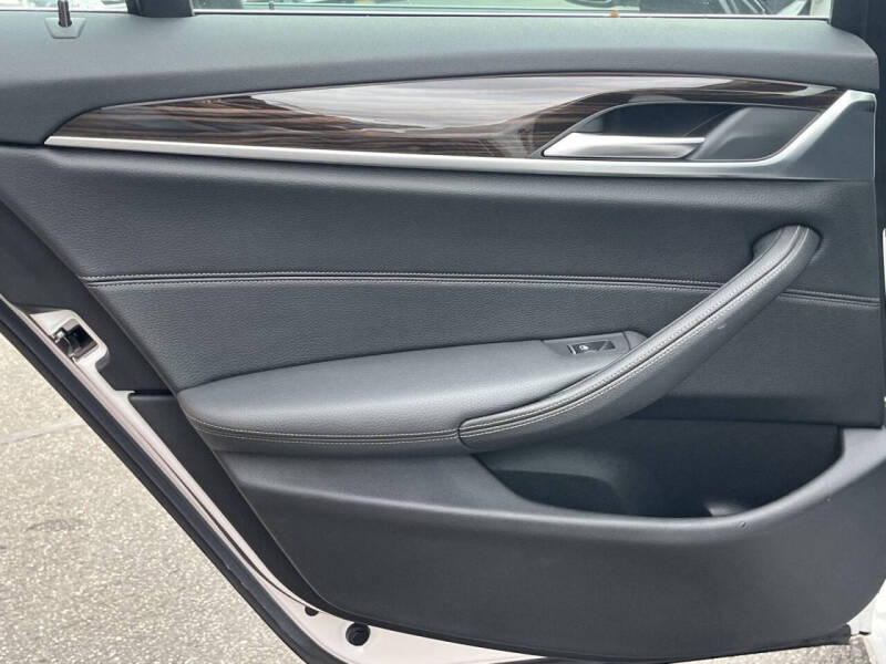 2019 BMW 5 Series 530i xDrive