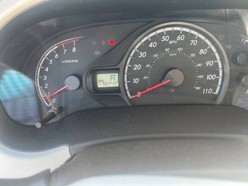 2011 Toyota Sienna LE 8-Passenger