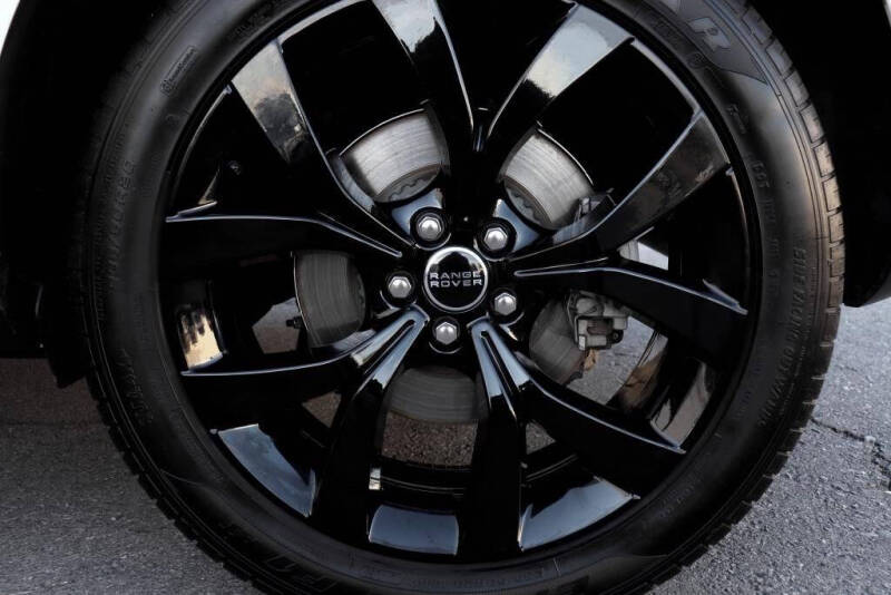 2023 Land Rover Range Rover Evoque P250 SE