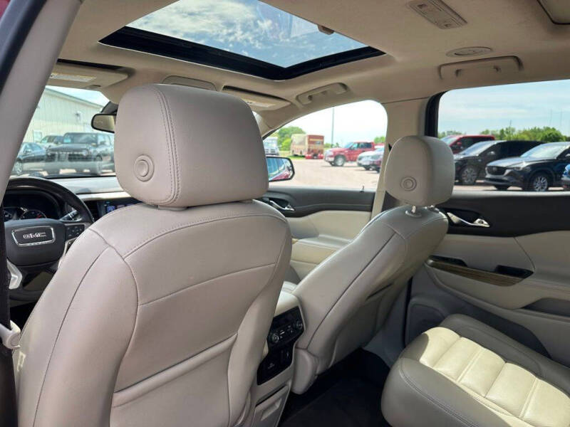 2019 GMC Acadia Denali
