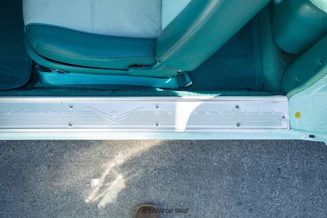 1960 Ford Thunderbird