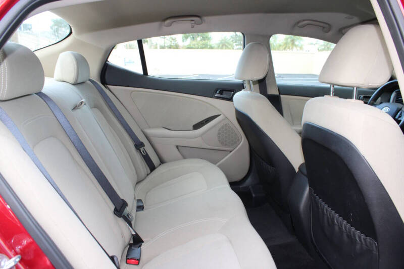 2011 Kia Optima LX