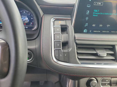 2024 Chevrolet Suburban RST