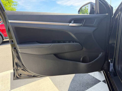 2020 Hyundai Elantra