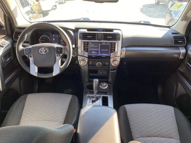 2022 Toyota 4Runner SR5