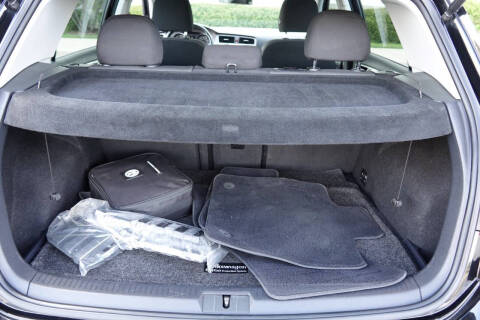 2016 Volkswagen Golf TSI S