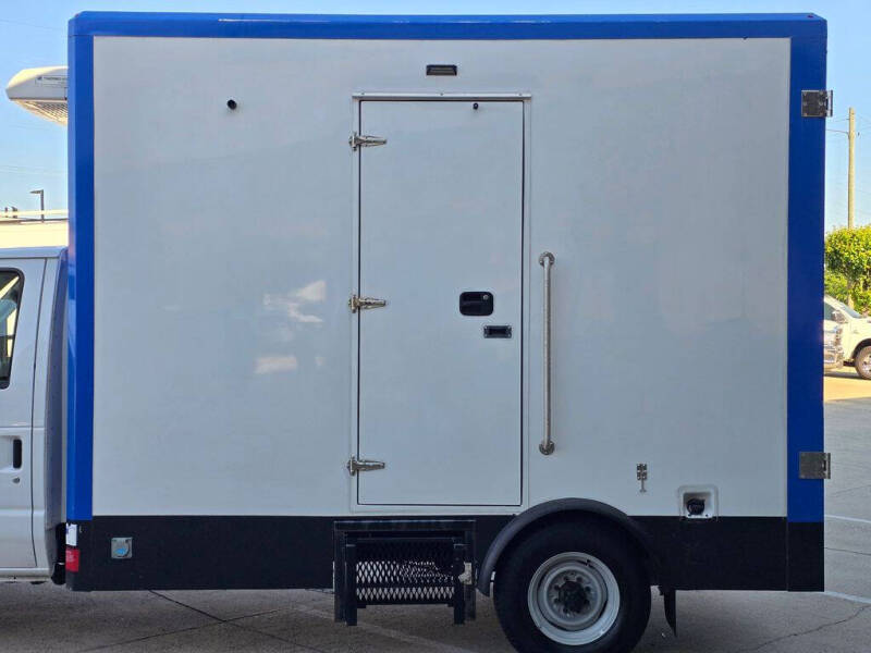 2023 Ford E-Series