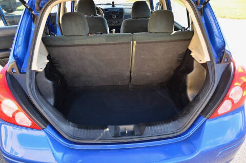 2011 Nissan Versa 1.8 S