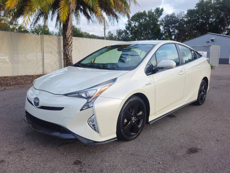 2017 Toyota Prius Four Touring