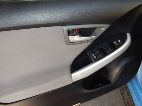 2013 Toyota Prius Plug-in Hybrid