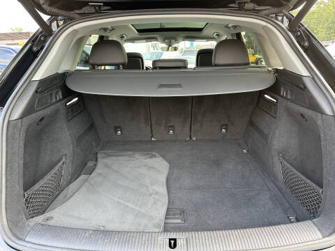 2018 Audi Q5 2.0T quattro Premium Plus