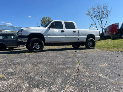 2007 Chevrolet Silverado 2500HD Classic for sale at RIDE NOW AUTO SALES INC in Medina OH