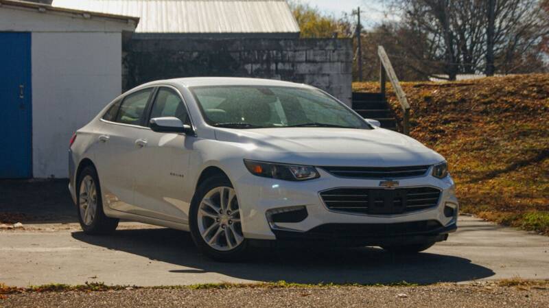 2017 Chevrolet Malibu for sale at MOSES & WOMAC MOTORS INC in Athens TN