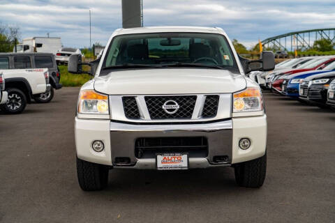 2014 Nissan Titan