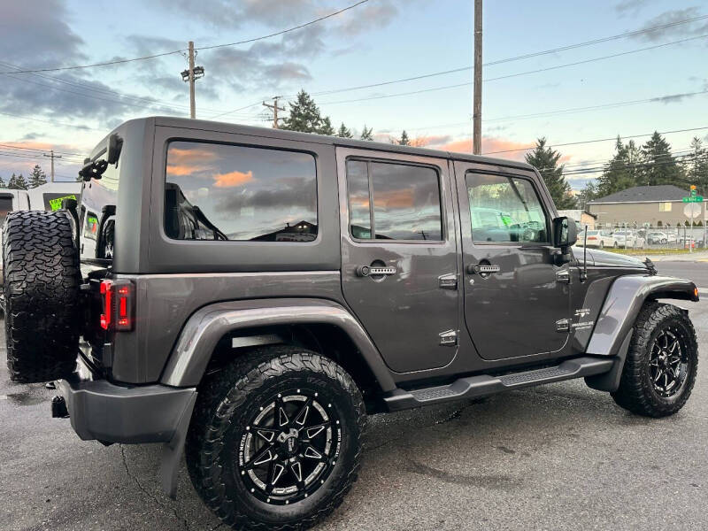 2016 Jeep Wrangler Unlimited Sahara