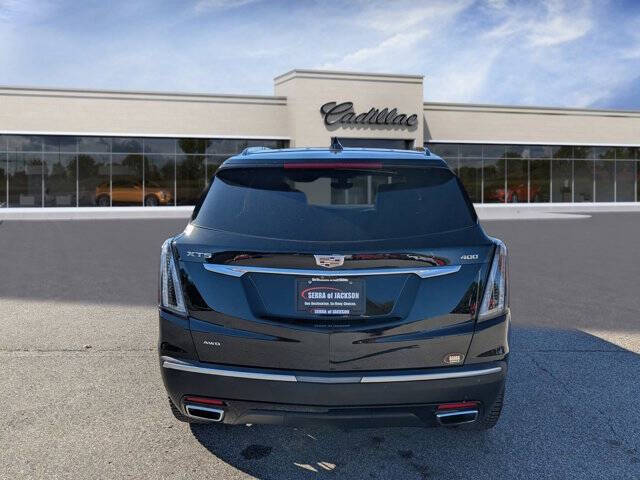 2023 Cadillac XT5 Sport