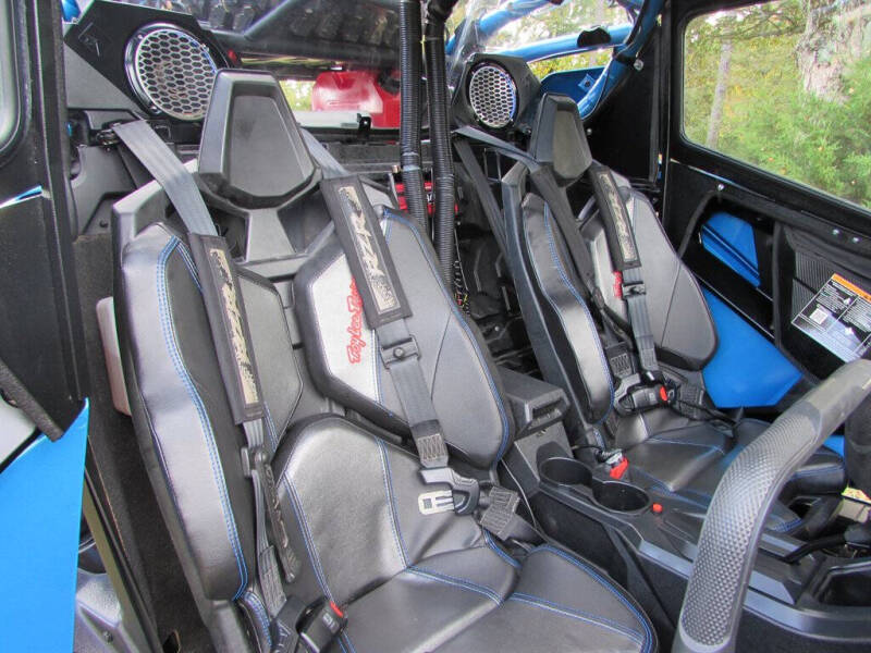 2023 Polaris RZR Pro R