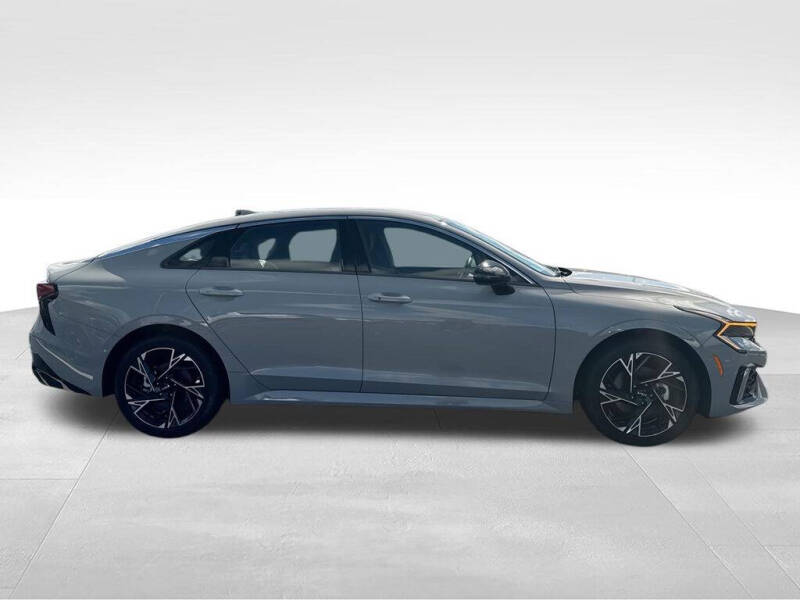 2025 Kia K5