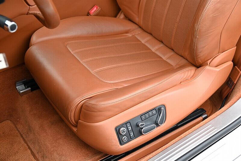 2013 Bentley Continental 31