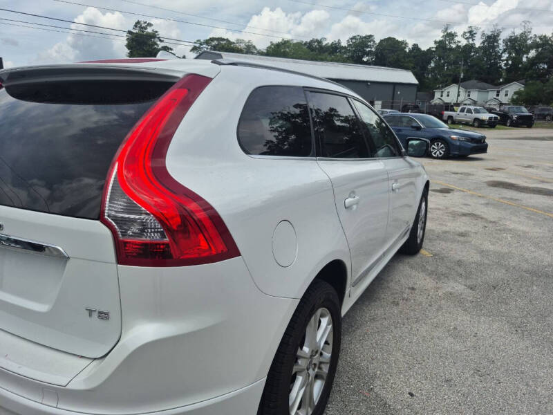 2015 Volvo XC60 T5 Drive-E Premier
