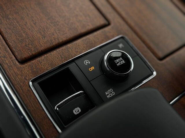 2022 Lincoln Navigator Black Label