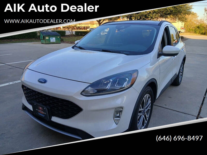 2021 Ford Escape SEL's photo