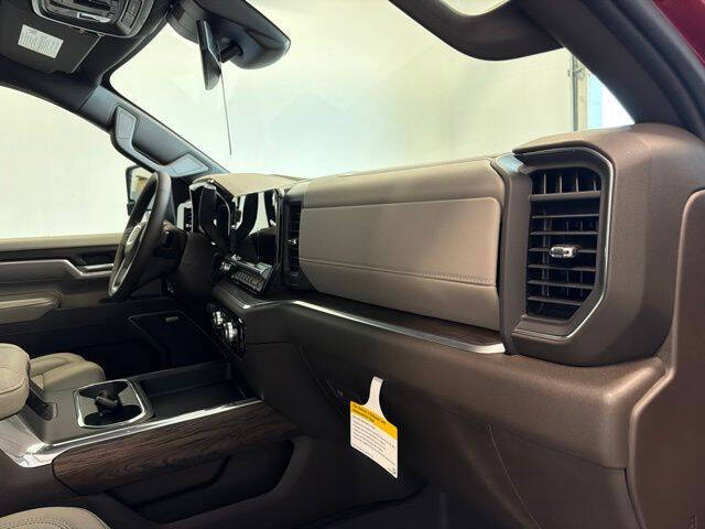 2026 GMC Sierra 3500HD SLT - Photo 29