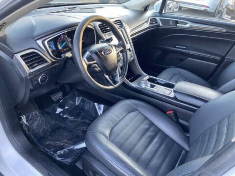 2017 Ford Fusion Hybrid SE