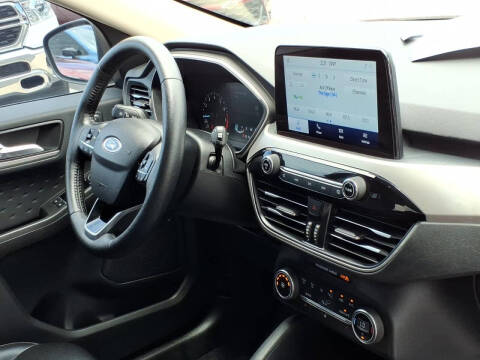 2020 Ford Escape SEL