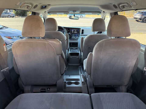 2017 Toyota Sienna