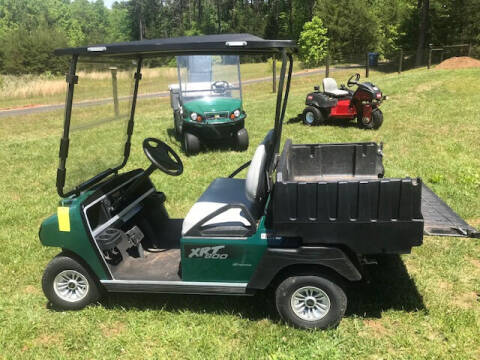 2016 Club Car XRT 800 Utility Cart for sale at Mathews Turf Equipment in Hickory NC