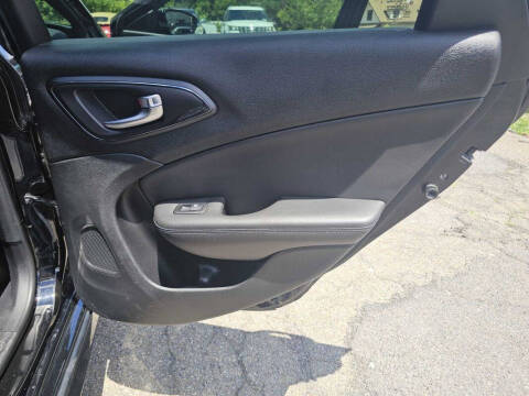 2015 Chrysler 200 S