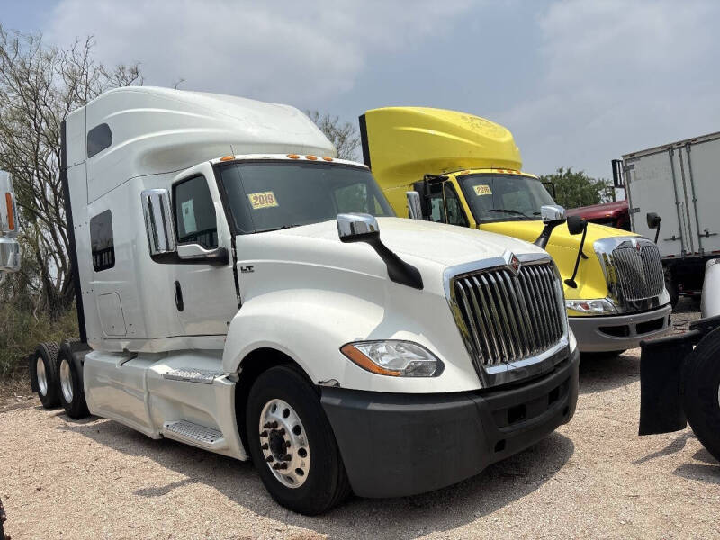 2019 International LT625