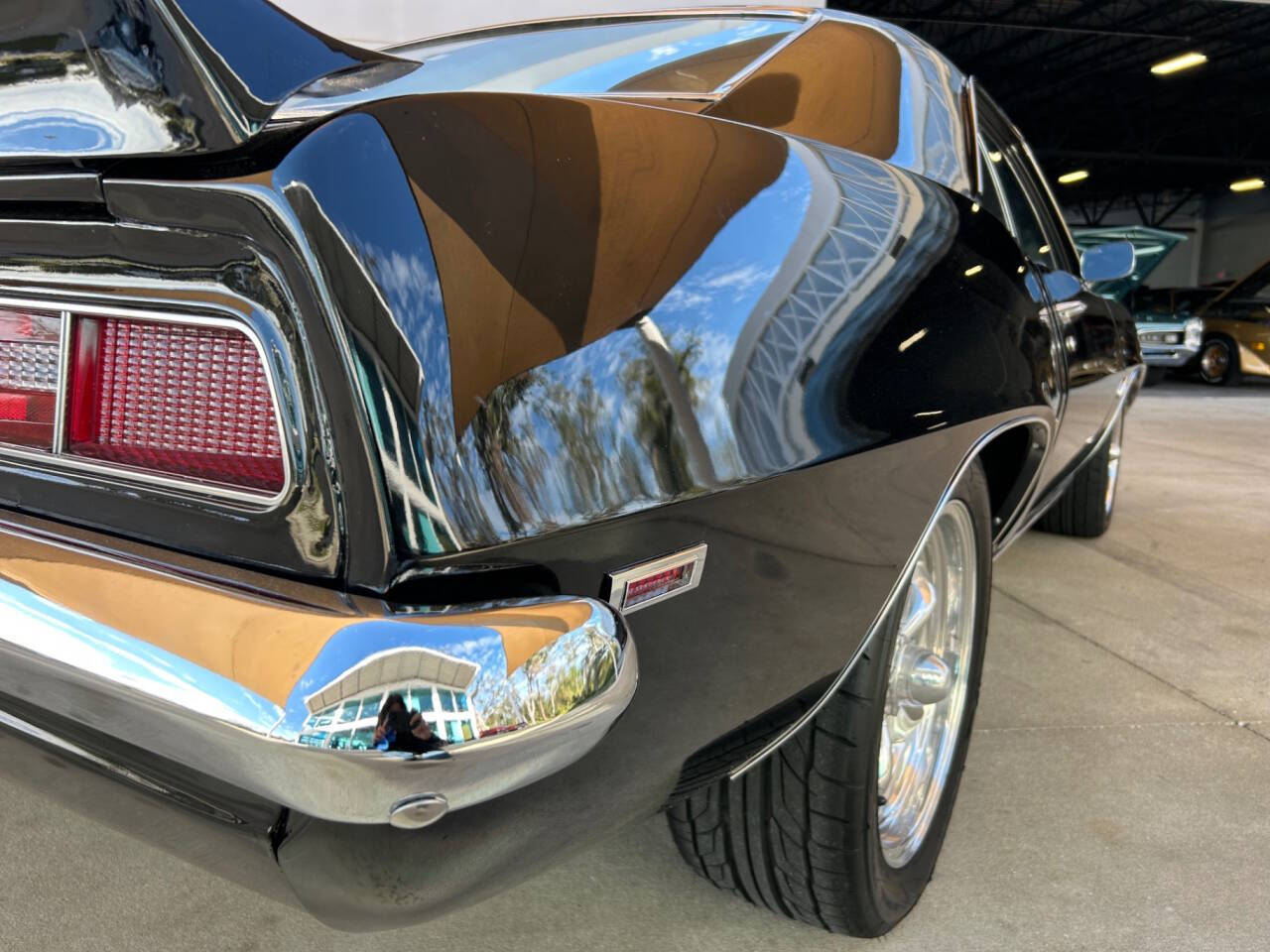 1969 Chevrolet Camaro 19