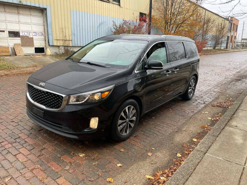 2016 Kia Sedona SX's photo