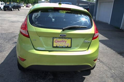 2013 Ford Fiesta SE