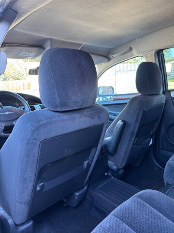 2005 Chrysler Pacifica Touring