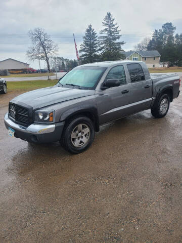 2005 Dodge Dakota for sale at D & T AUTO INC in Columbus MN