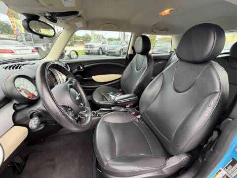 2013 MINI Hardtop Cooper