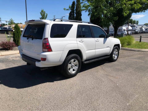 2004 Toyota 4Runner SR5