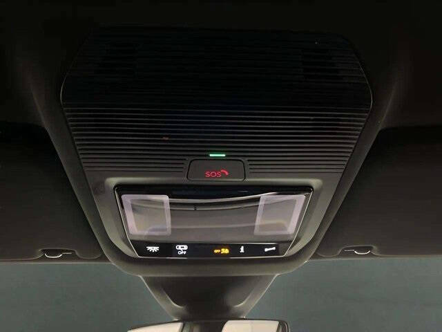 2025 Volkswagen Atlas Cross Sport SE 4Motion