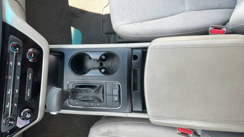 2018 Kia Sedona L