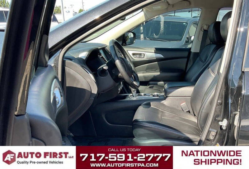 2018 Nissan Pathfinder SL