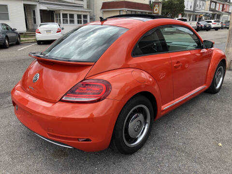 2018 Volkswagen Beetle 2.0T Coast