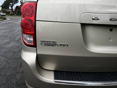 2013 Dodge Grand Caravan SE