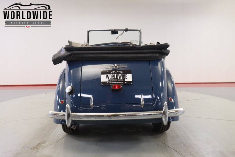 1949 Ford Anglia