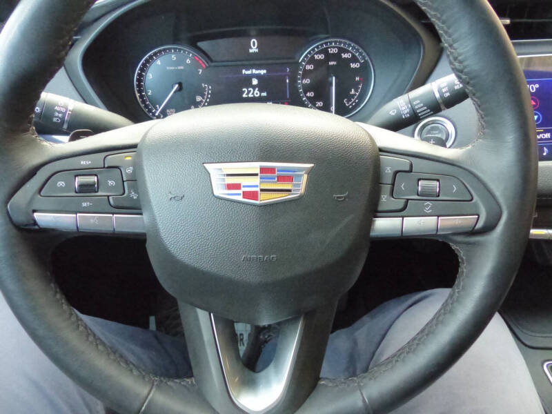2021 Cadillac XT4 Luxury