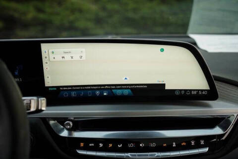 2024 Cadillac LYRIQ Luxury 1