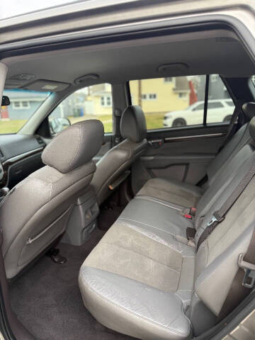 2011 Hyundai Santa Fe SE